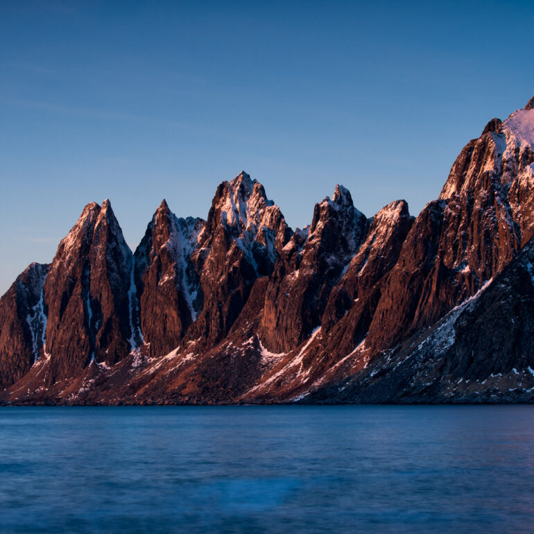 Devils Teeth am Ersfjord Senja Norwegen