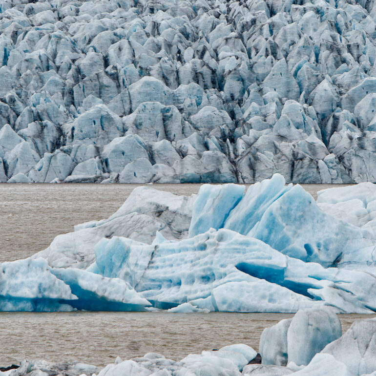 Fjallsárlón Gletscherlagune Grössenvergleich mit Boot