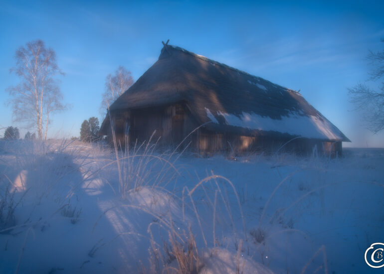 Ein Wochenende in der Winterheide 11 Schafstall in der Lüneburger Heide - Fotografiert mit gefrorener Frontlinse