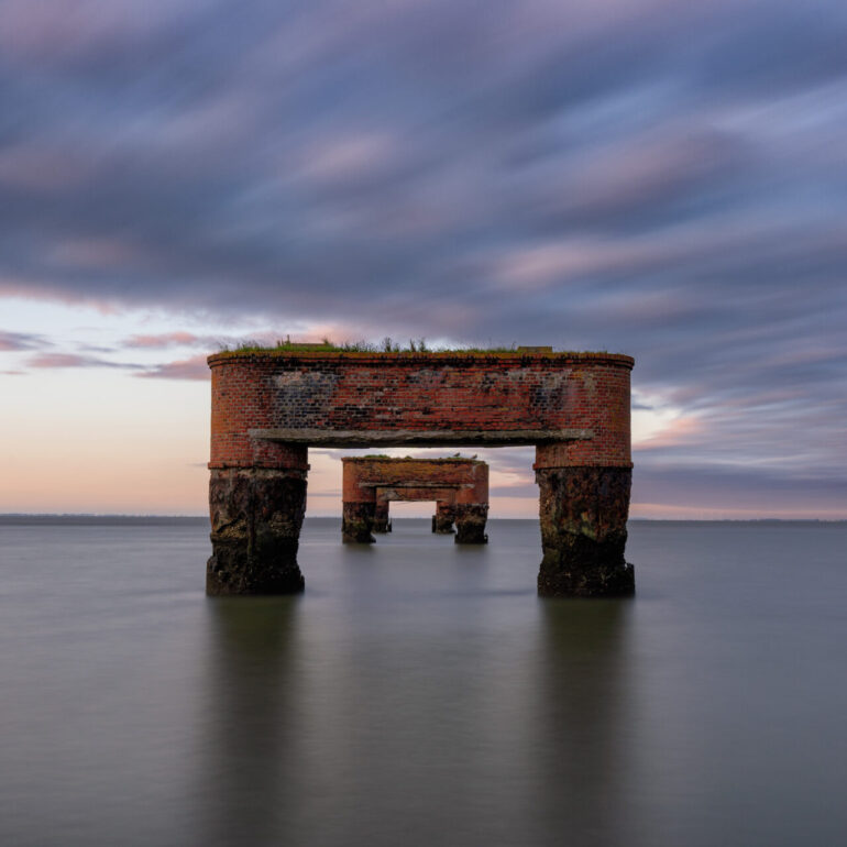Alter Fähranleger Eckwarderhörne auf Butjadingen frontal fotografiert